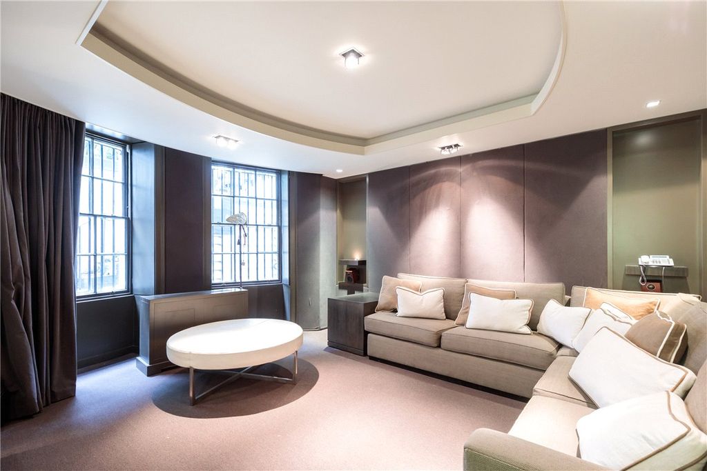 Property photo 3 of 29 Picture No. 21