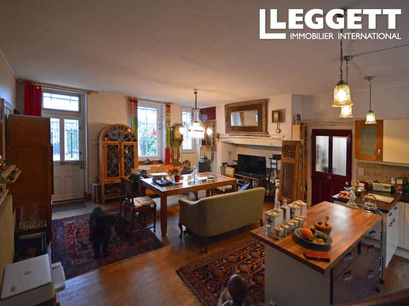 Property photo 3 of 10