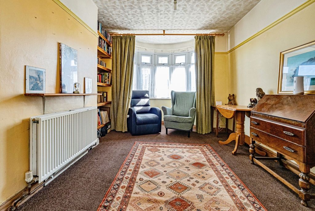 Property photo 2 of 15 Image 1