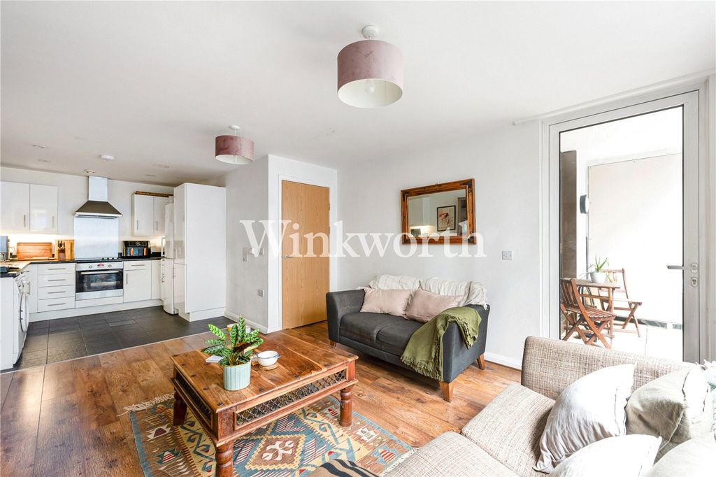 Property photo 3 of 13 Picture No. 22