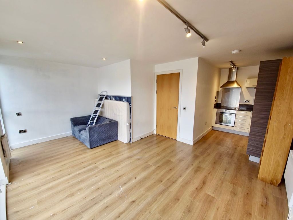 Property photo 3 of 5