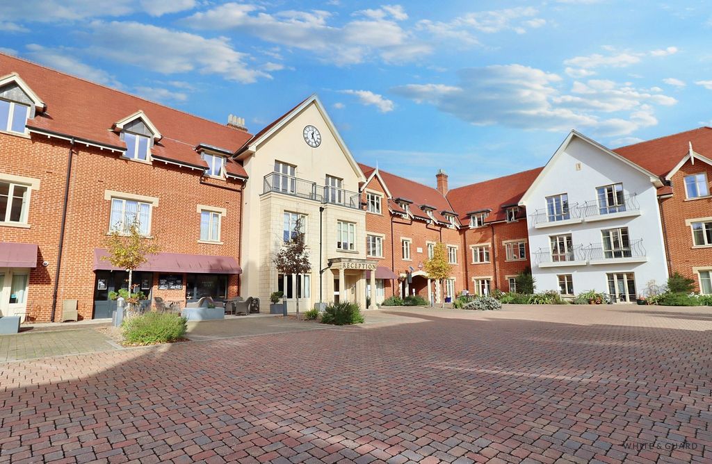 Property photo 1 of 14