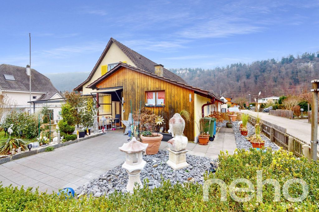 Property photo 1 of 13