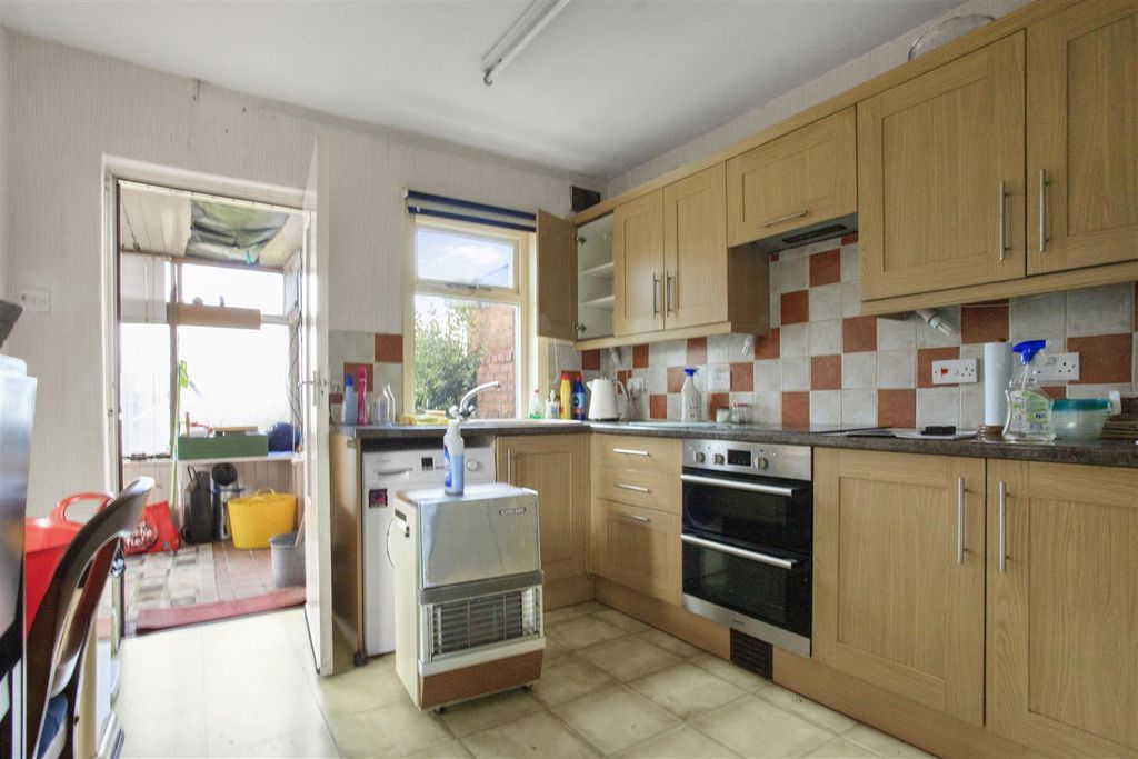 Property photo 2 of 10 Img_9215.Jpg