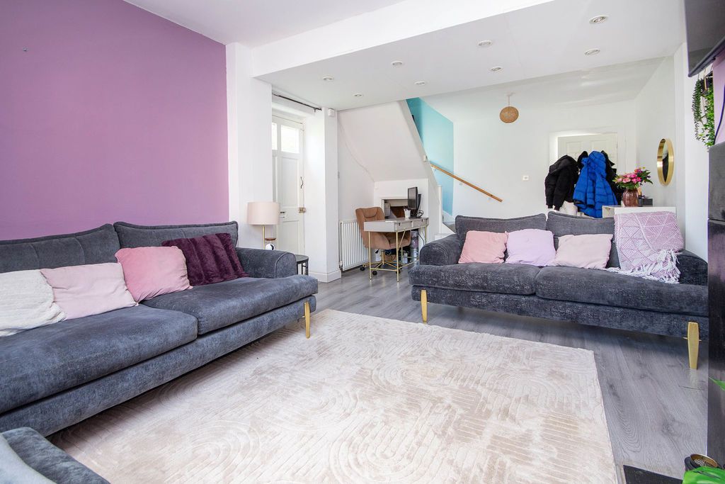 Property photo 2 of 12 Lounge-Diner