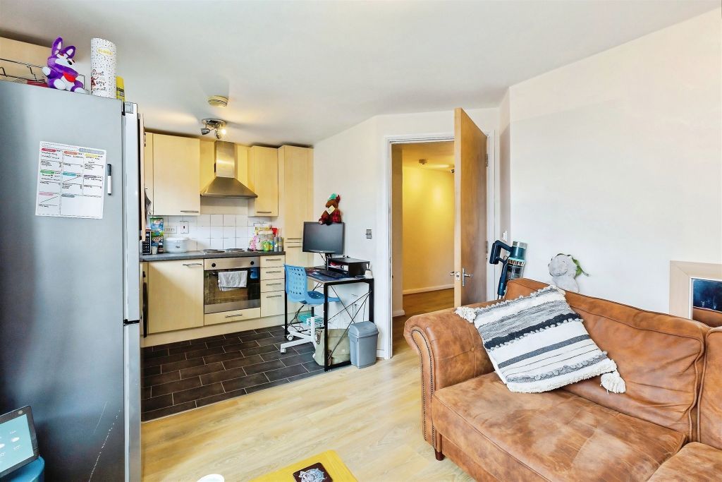 Property photo 2 of 12