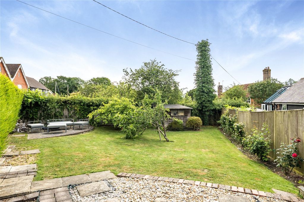 Property photo 3 of 16 Garden