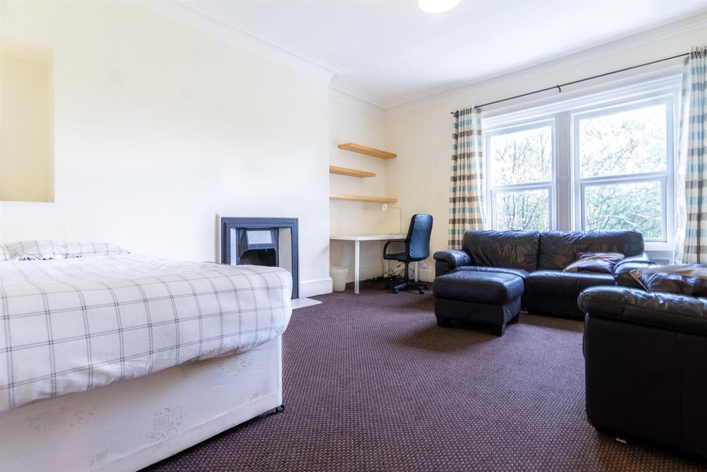 Property photo 3 of 9 Img_8771-Hdr.Jpg