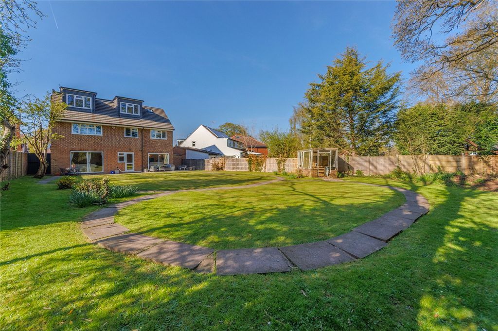 Property photo 2 of 46 Picture No. 87