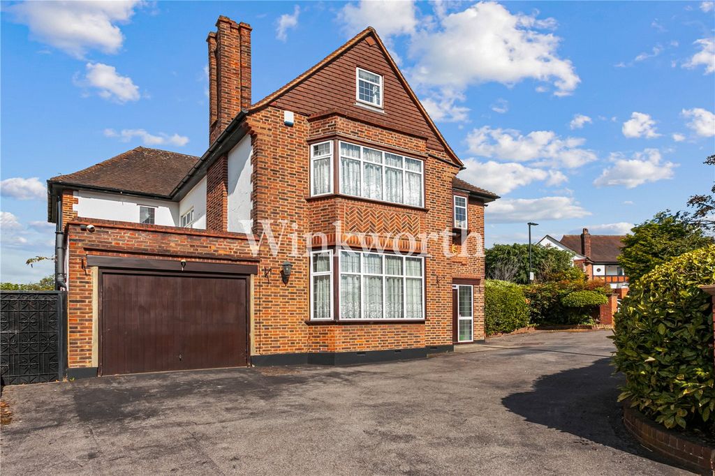 Property photo 1 of 22 Picture No. 02