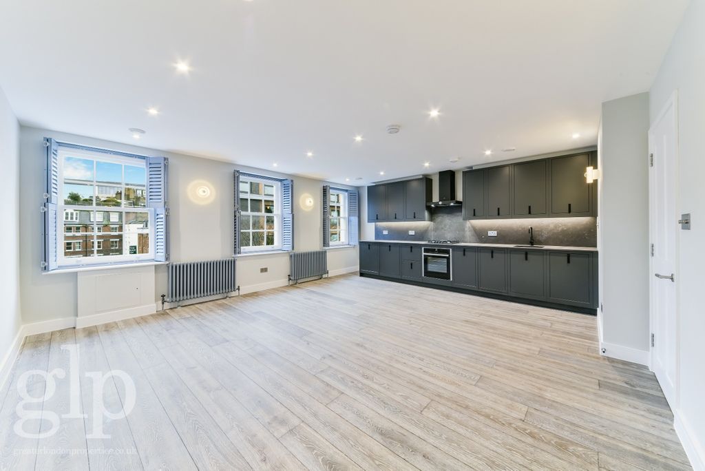 Property photo 1 of 12 4406390
