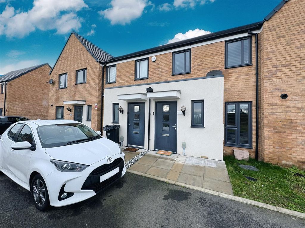 Property photo 1 of 40