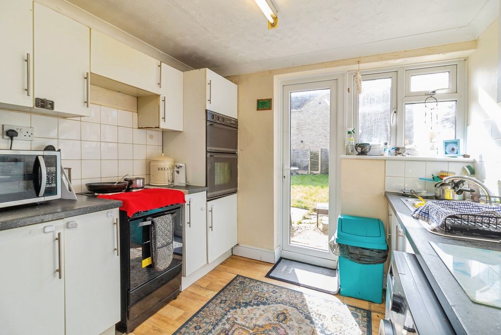 Property photo 3 of 19 Pbox-Img.Jpg