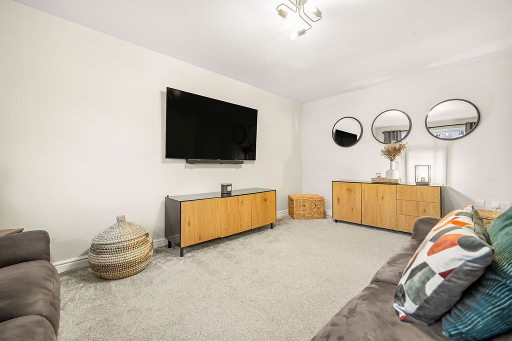 Additional image 6 of 3 bed semi-detached house for saleIvy Close, Trelewis, Treharris CF46