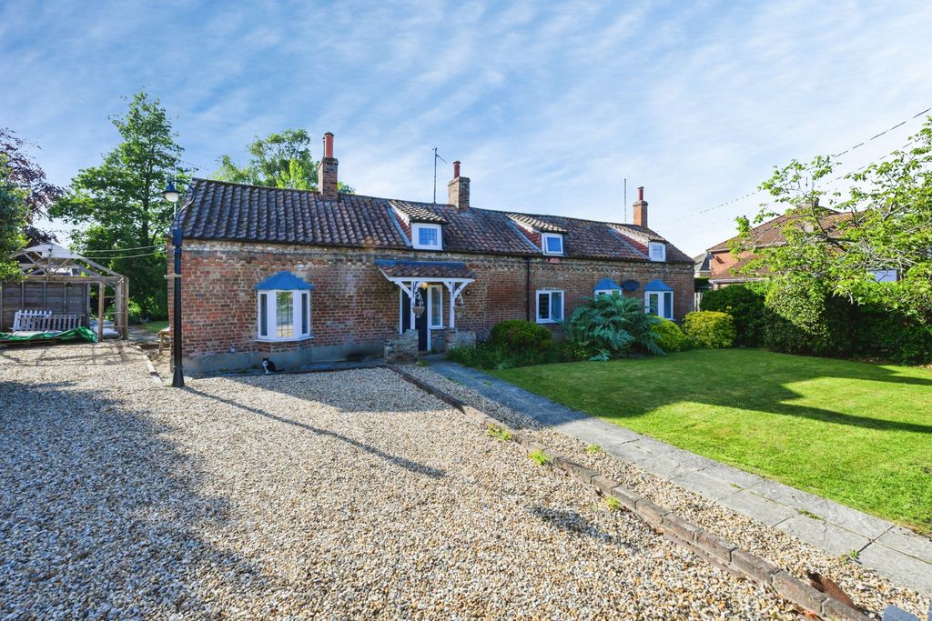 Property photo 1 of 23