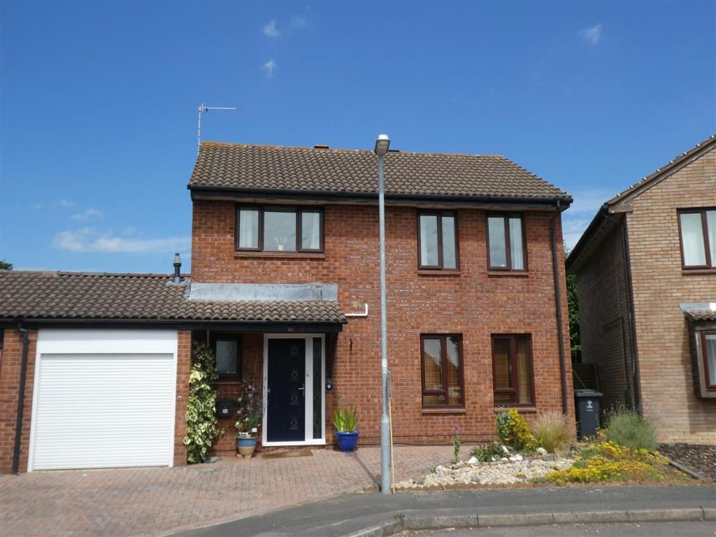 Property photo 1 of 9 Front.Jpg