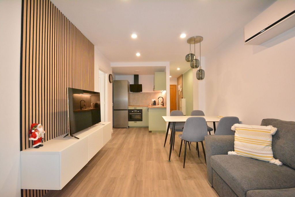 Property photo 1 of 31