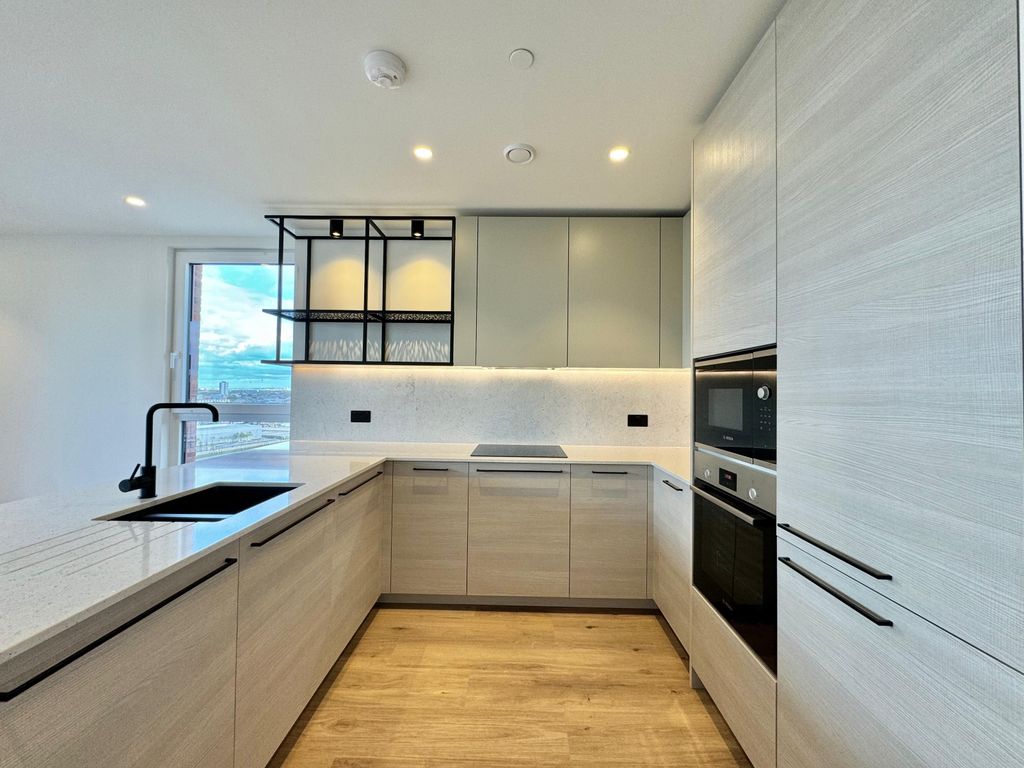 Property photo 3 of 22 Gallery