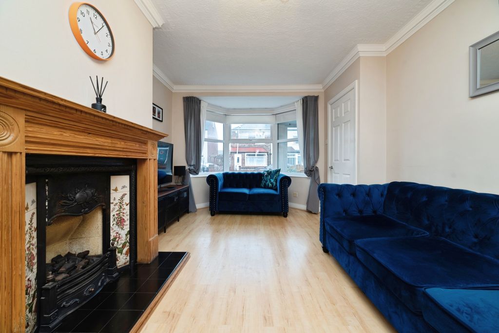 Property photo 2 of 15