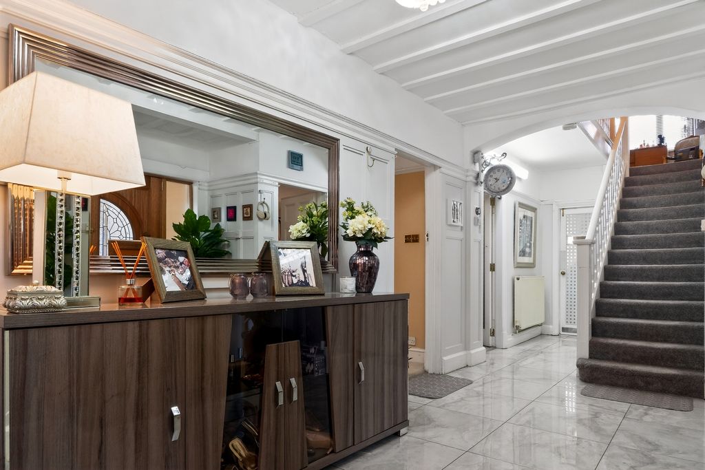 Property photo 3 of 39 Entrance Hallway