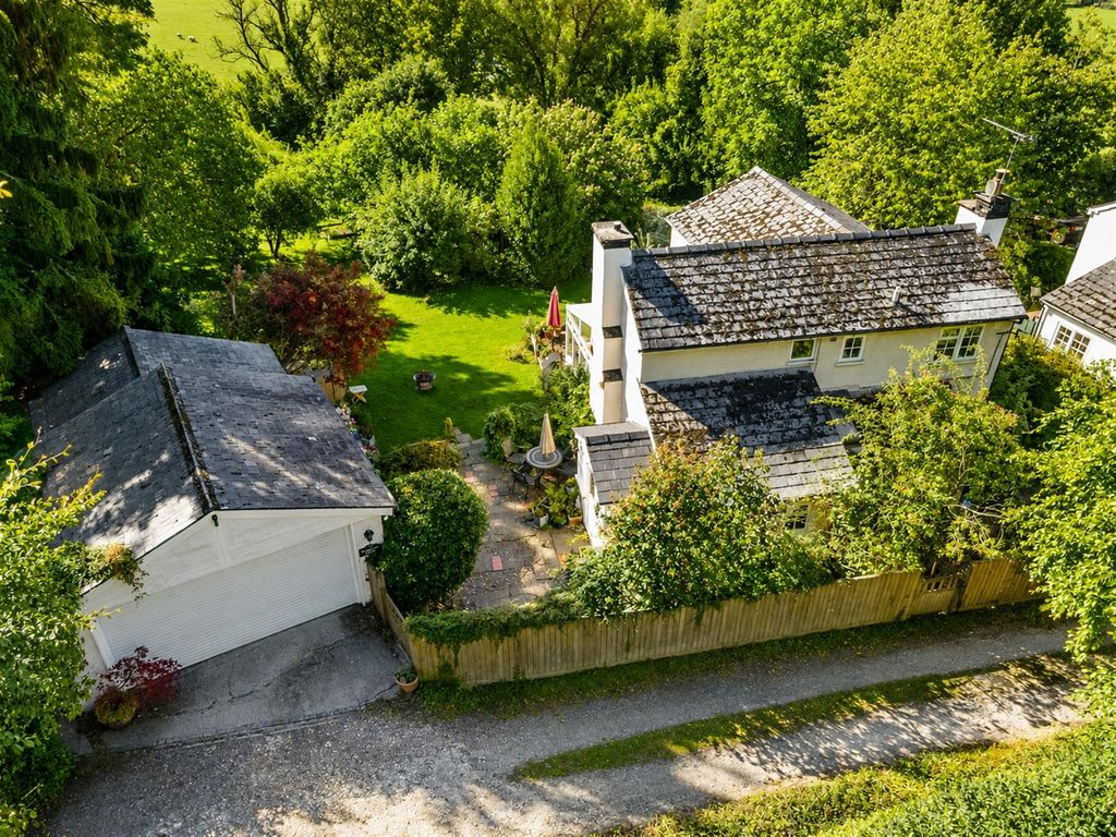 Property photo 2 of 45 Brambgar.Png