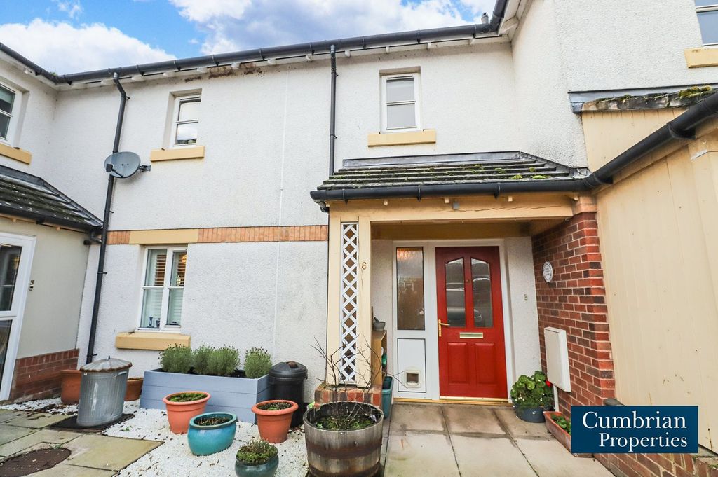 Property photo 1 of 9 External