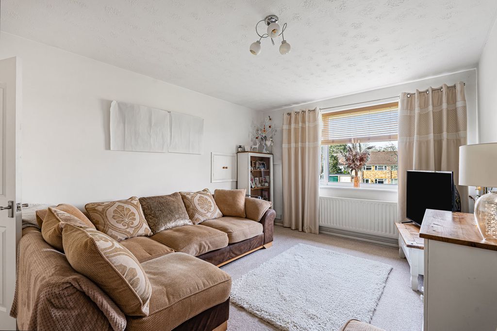 Property photo 2 of 13 13_75250