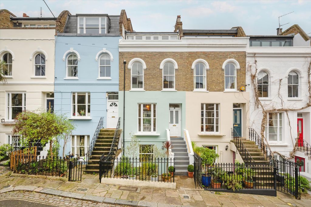 Property photo 1 of 18 Image