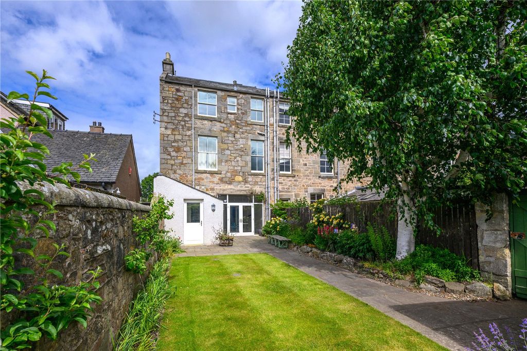 Property photo 1 of 35 Picture No. 44