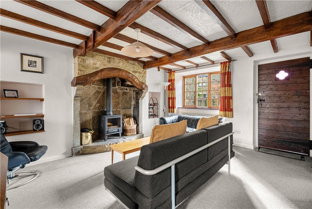 Property photo 3 of 27 Sitting Room