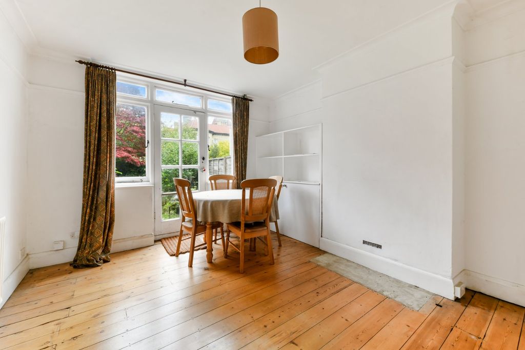 Property photo 3 of 16 Picture No. 08