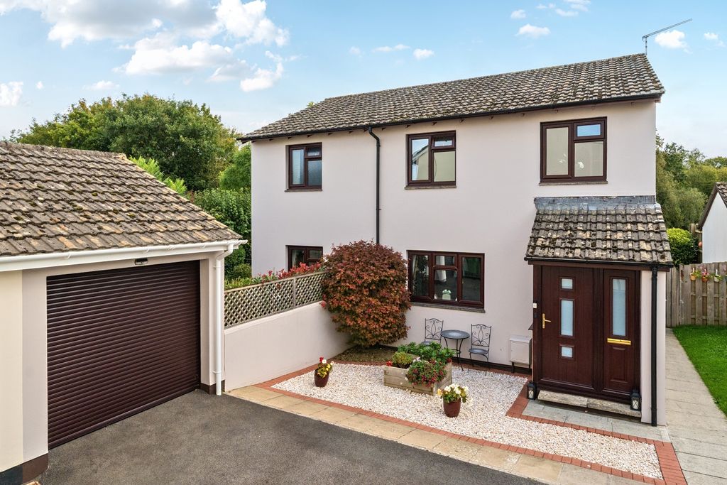 Property photo 1 of 27 1535223-1-1A13ee4Dfe516