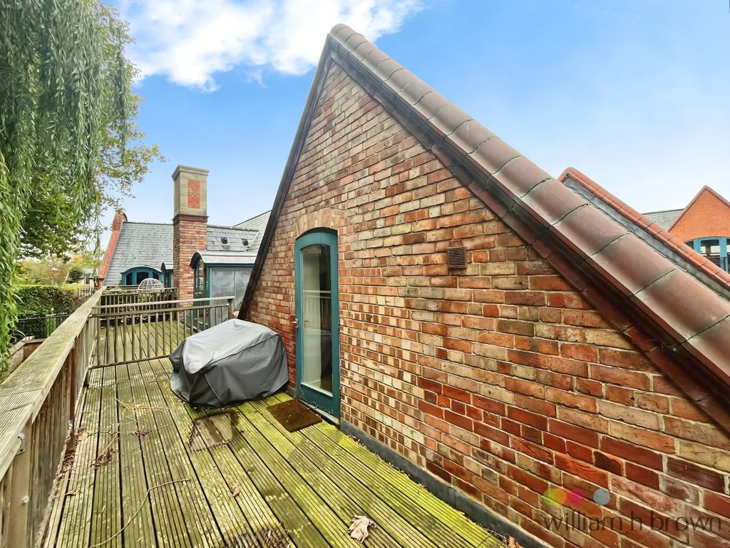 Property photo 3 of 18 Image