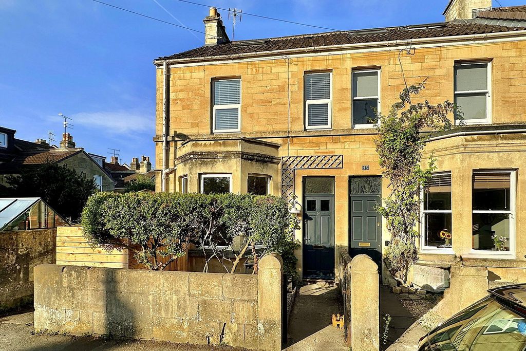Property photo 1 of 19