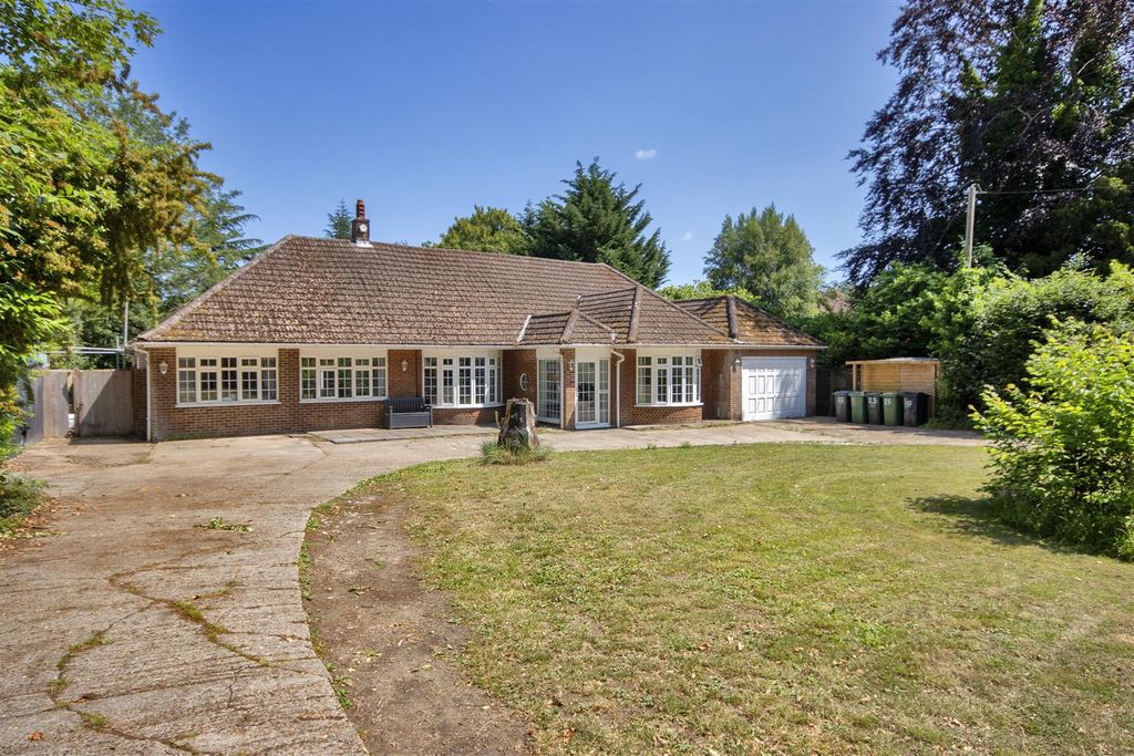 Property photo 3 of 21