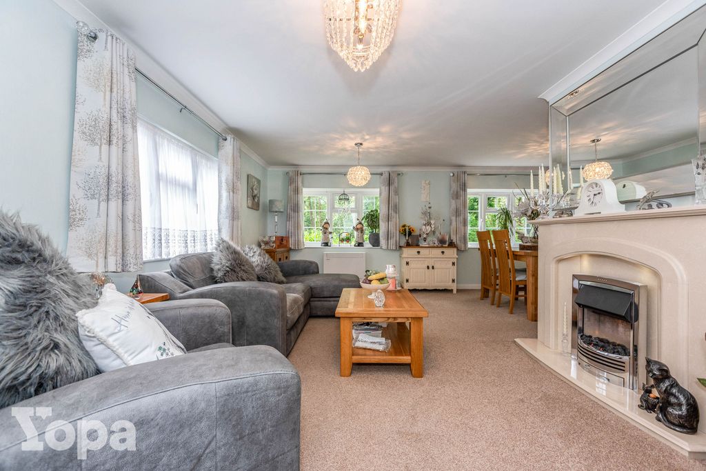 Property photo 2 of 20 Lounge With New Marble Surround Fire Place