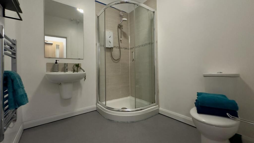 Property photo 3 of 41