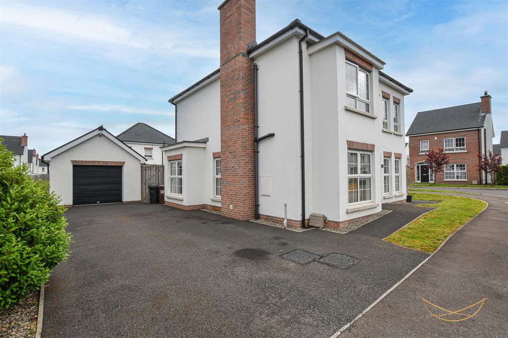 Property photo 2 of 41 Dhp-5.Jpg