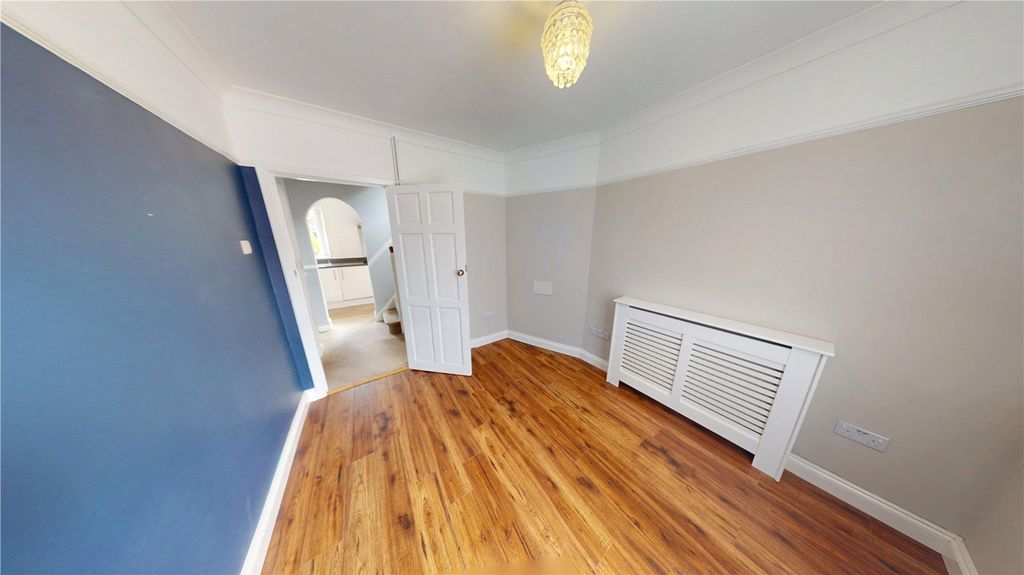 Property photo 3 of 10 Picture No. 06