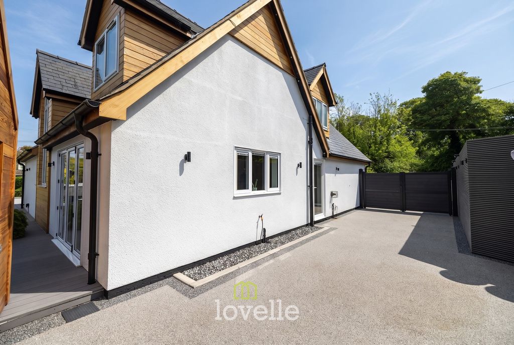 Additional image 50 of 4 bed detached house for saleChapel Lane, Barnoldby Le Beck DN37