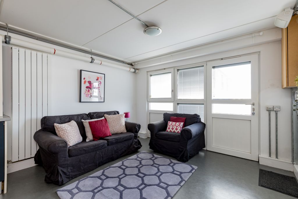 Property photo 3 of 15 Property Image 3