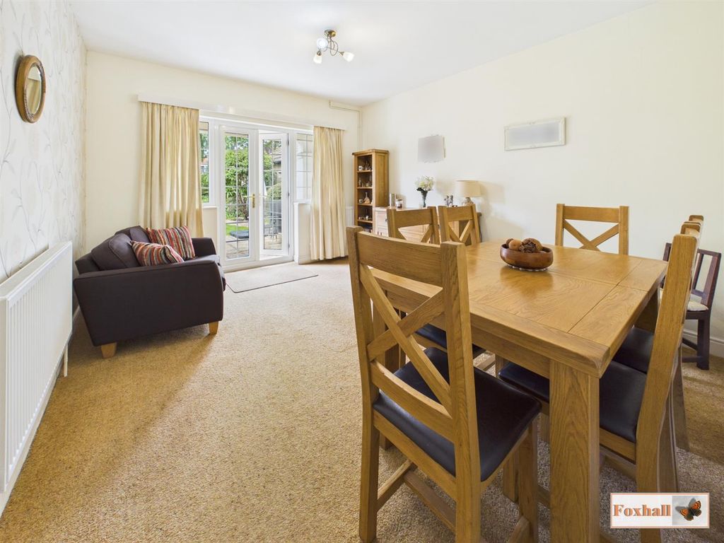 Property photo 3 of 29 Dining Room