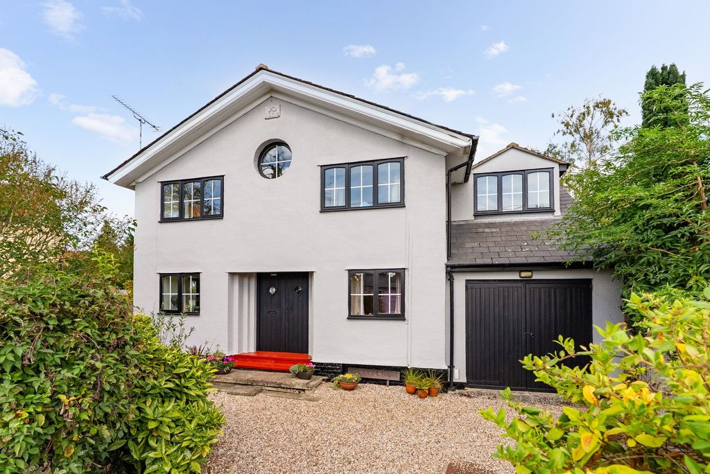 Property photo 1 of 19