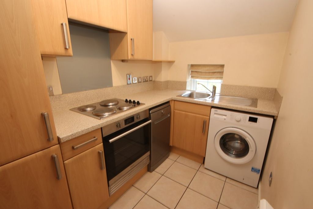Property photo 3 of 16