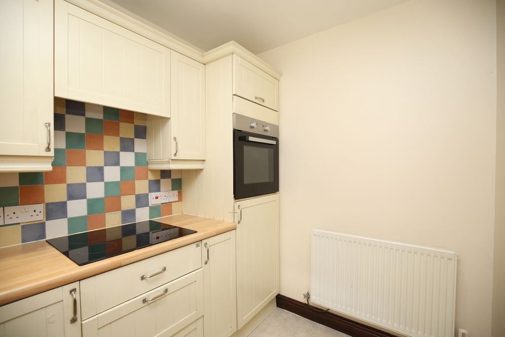 Property photo 3 of 12 4X8A1554