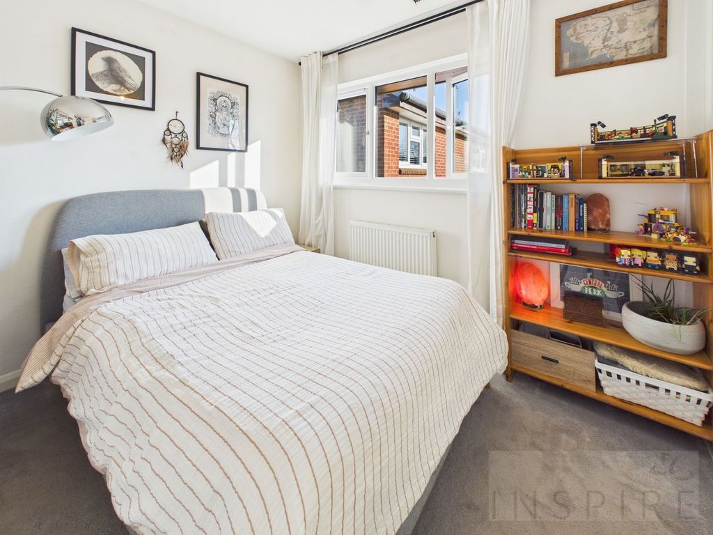 Property photo 3 of 31