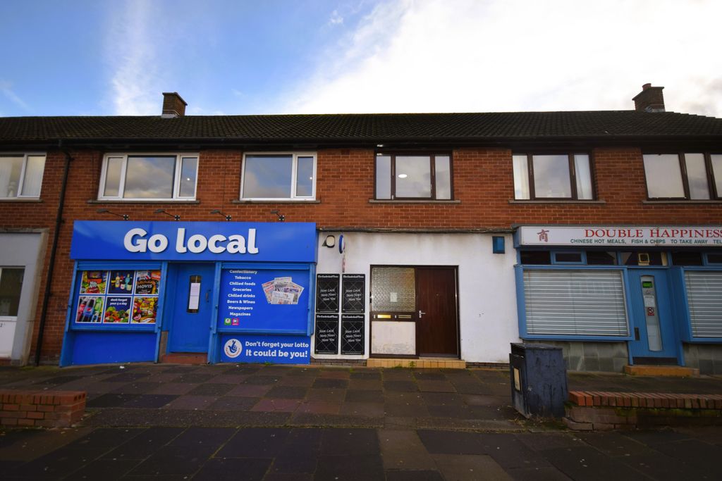 Property photo 1 of 11 2 Bed Flat To Rent Newlaithes Avenue, Carlisle Ca2