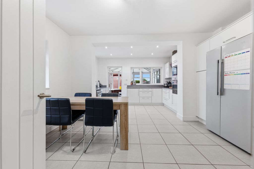 Property photo 2 of 41 P1896772