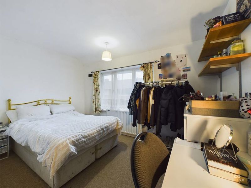 Property photo 1 of 16 Photo 7