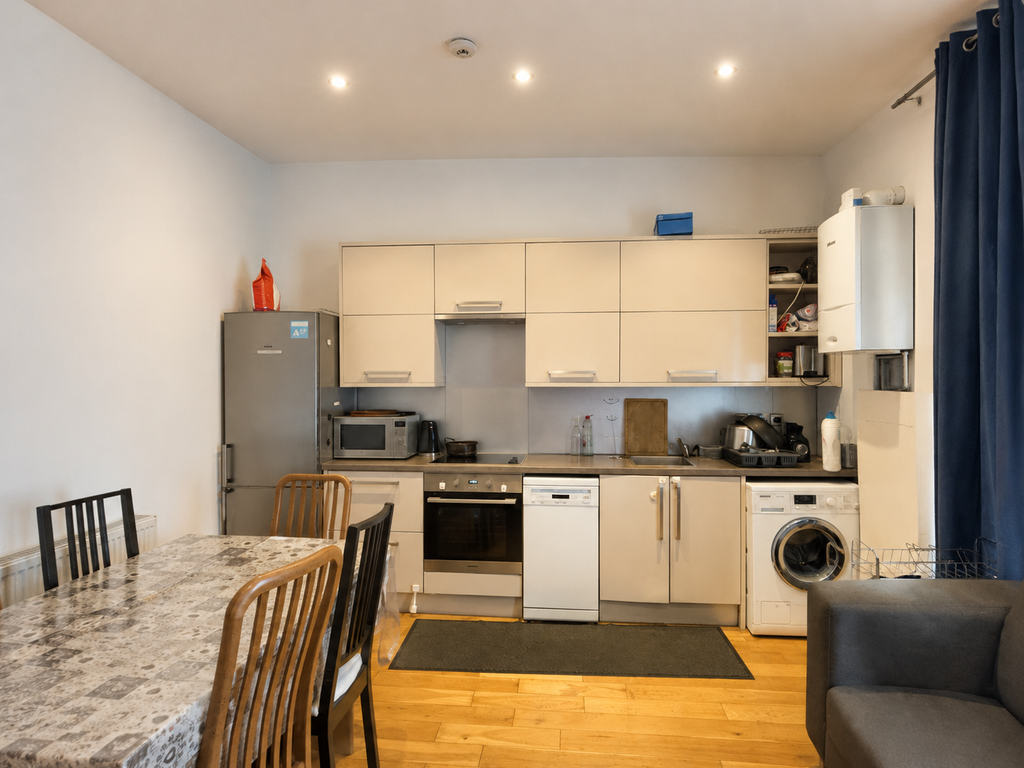 Property photo 1 of 5
